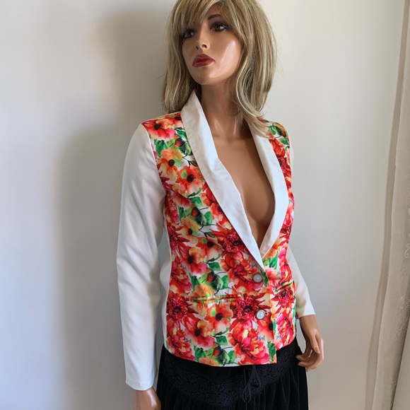 ASOS VERO MODA Floral Panel Blazer - as is - Picture 6 of 8